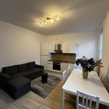 Easy 1 - A 2 Passi Dal Centro Apartment *