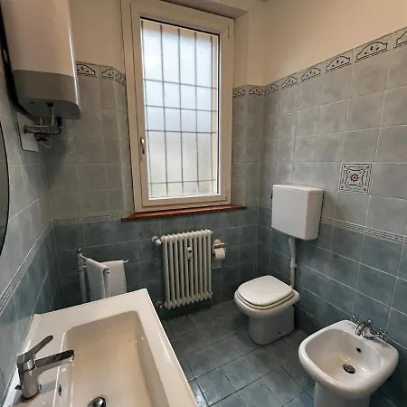 Apartment Easy 1 - A 2 Passi Dal Centro *