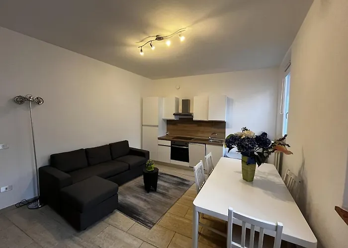 Easy 1 - A 2 Passi Dal Centro Apartment *